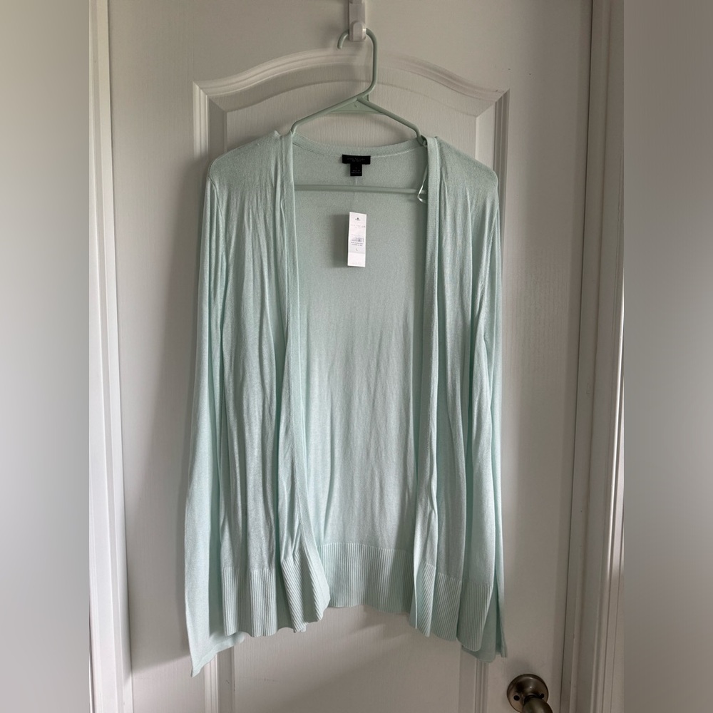 Ann Taylor Cardigan - Size L - lightweight